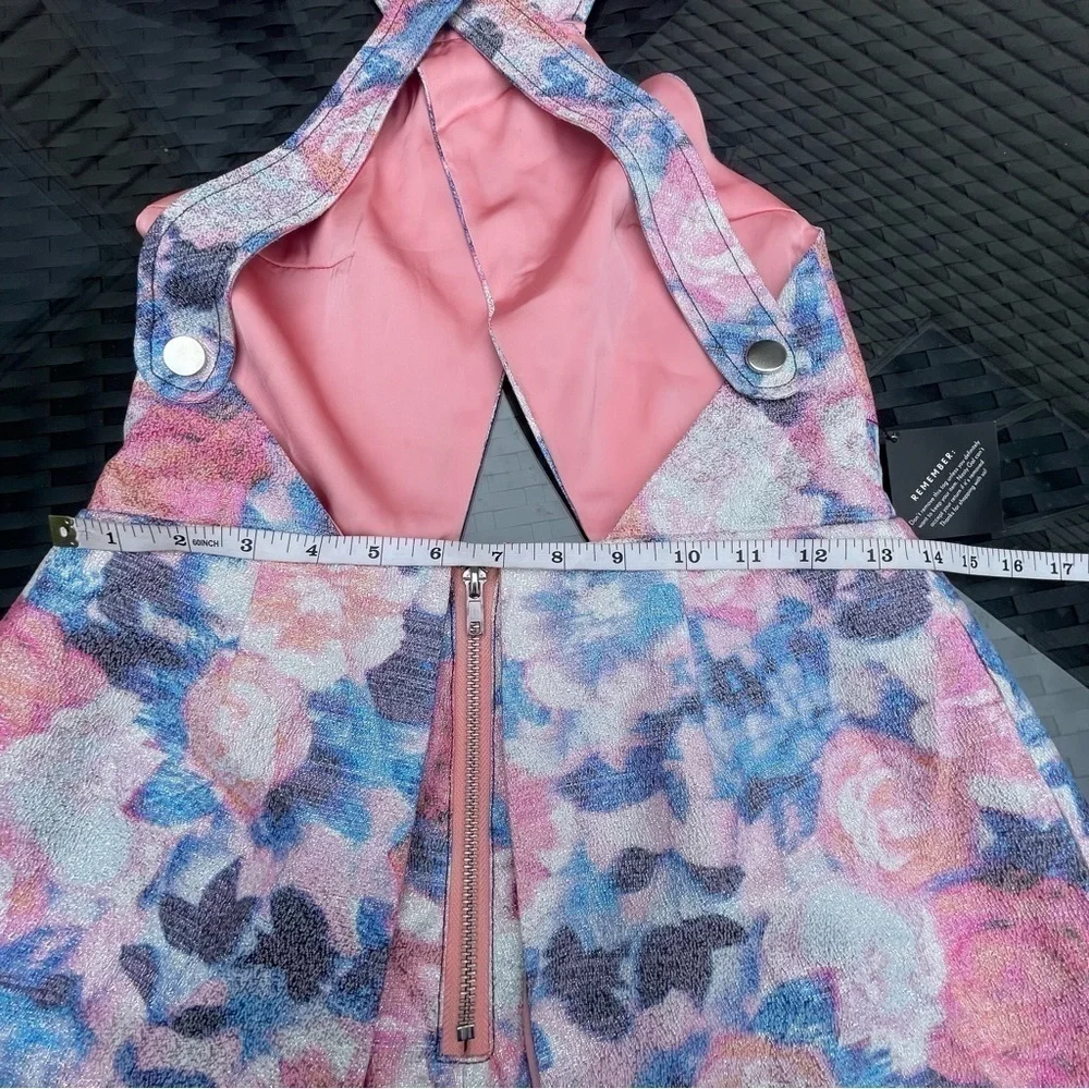 NASTY Gal floral shiny jacquard cut out halter romper shorts  Sz S - Picture 6 of 11